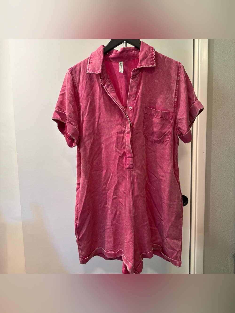 Zenana One Piece Romper Pink with the pockets size S new without tag